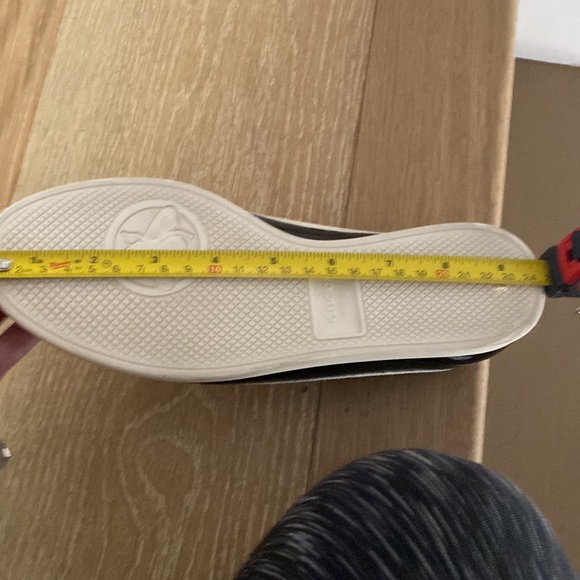 GUCCI/Women’s/Black/Falacer/Butterfly/size 6 1/2 - Picture 8 of 10